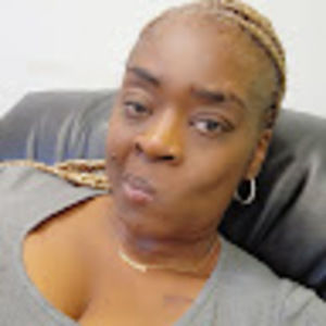 Meet your Posher, Carla